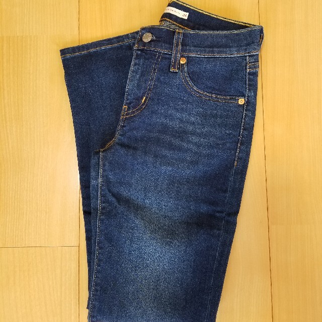 Levi's(リーバイス)の【新品未使用】Levi´sテーパードストレッチデニム レディースのパンツ(デニム/ジーンズ)の商品写真