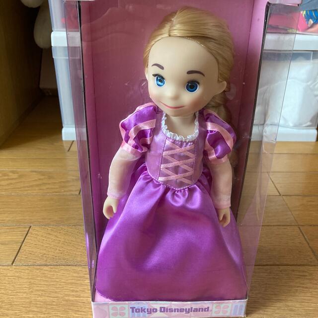 Disney(ディズニー)のラプンツェル　人形 エンタメ/ホビーのおもちゃ/ぬいぐるみ(キャラクターグッズ)の商品写真