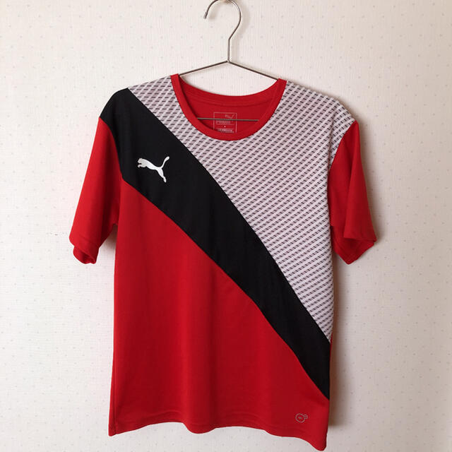 PUMA(プーマ)のPUMAメンズＴシャツ スポーツ/アウトドアのサッカー/フットサル(ウェア)の商品写真