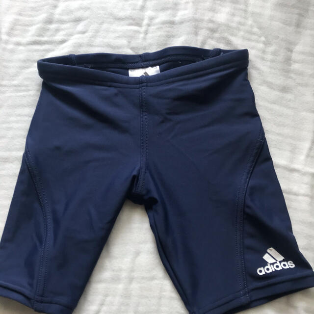 adidas(アディダス)のアディダス　水着　110 キッズ/ベビー/マタニティのキッズ服男の子用(90cm~)(水着)の商品写真