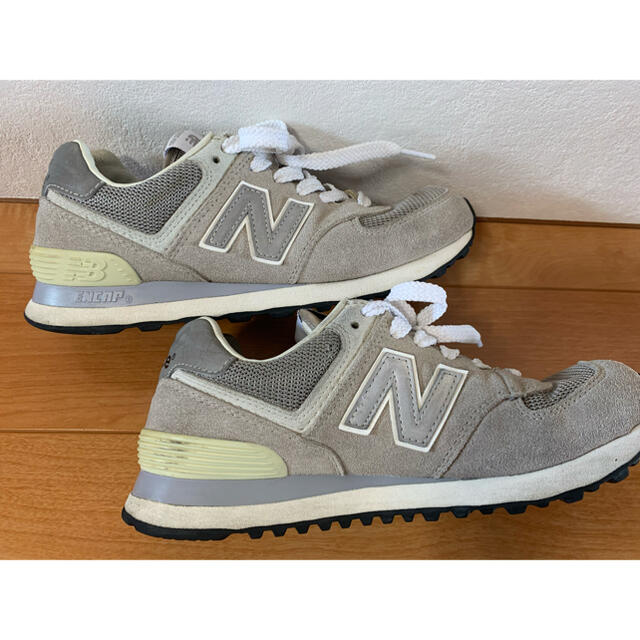 New Balance(ニューバランス)のニューバランス クラシック ML574VG 23.5cm レディースの靴/シューズ(スニーカー)の商品写真