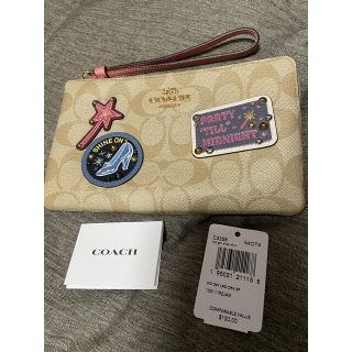 コーチ(COACH)のCOACH コーチ ポーチ リストレット　ディズニー　シンデレラ(ポーチ)