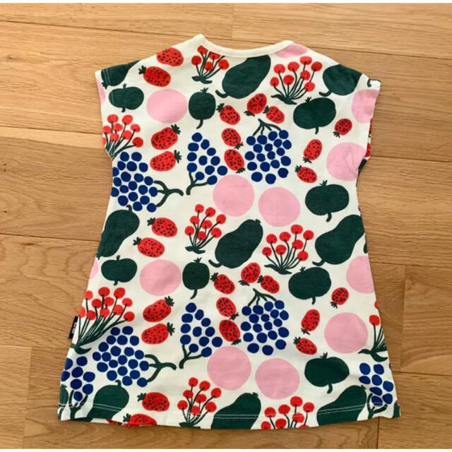 marimekko(マリメッコ)の日本未発売★marimekko×uniqlo ベビーワンピース 80cm ピンク キッズ/ベビー/マタニティのキッズ服女の子用(90cm~)(ワンピース)の商品写真