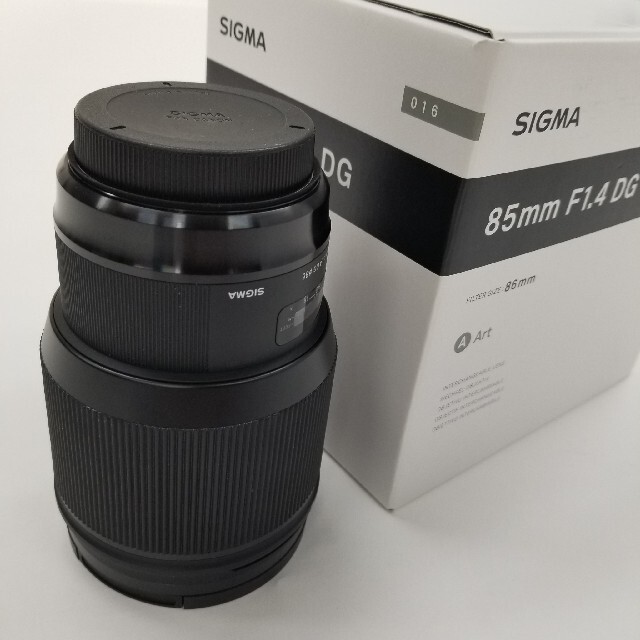 SIGMA(シグマ)のペケオ様　SIGMA 85mm F1.4 DG HSM キヤノン スマホ/家電/カメラのカメラ(レンズ(単焦点))の商品写真