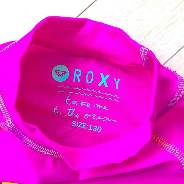 Roxy(ロキシー)の130 新品 ROXY ラッシュガード ロキシー ピンク  キッズ/ベビー/マタニティのキッズ服男の子用(90cm~)(水着)の商品写真