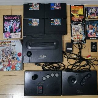 ネオジオ(NEOGEO)のNEO GEO本体、カセット等(家庭用ゲーム機本体)