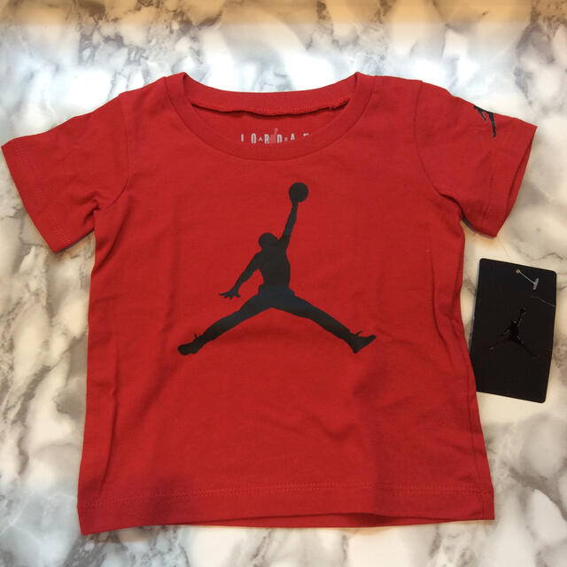 NIKE(ナイキ)のナイキ ジョーダン ロゴＴシャツ キッズ/ベビー/マタニティのベビー服(~85cm)(Ｔシャツ)の商品写真