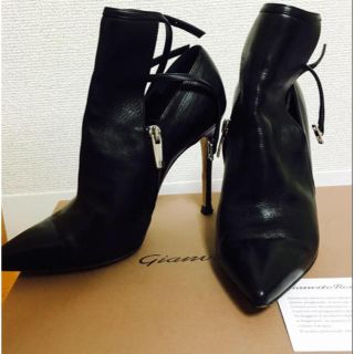 ジャンヴィットロッシ(Gianvito Rossi)のGianvito Rossi 35(ブーティ)