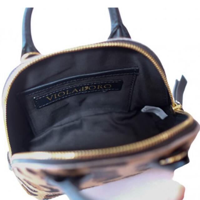 新品♥️ ヴィオラドーロ　　2WAY バック　レオパード ハンドバッグ　 レディースのバッグ(ハンドバッグ)の商品写真