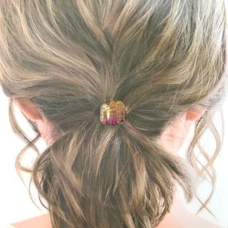 メタリッククリスタルのミニポニーフック(ヘアアクセサリー)