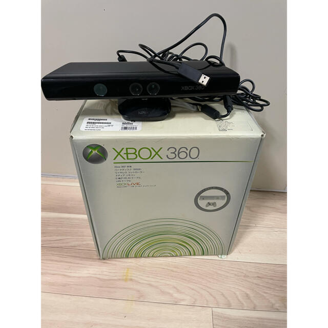 Xbox360(エックスボックス360)のXbox360 + ゲームソフト30本 + キネクト エンタメ/ホビーのゲームソフト/ゲーム機本体(家庭用ゲーム機本体)の商品写真