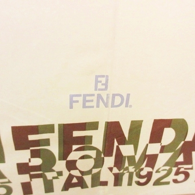 FENDI(フェンディ)のフェンディ 折りたたみ傘 アンブレラ ロゴ  0608 レディースのファッション小物(傘)の商品写真