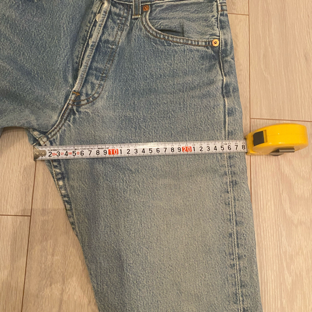 Levi's(リーバイス)のpreloved リメイク　リーバイス501 W27 レディースのパンツ(デニム/ジーンズ)の商品写真