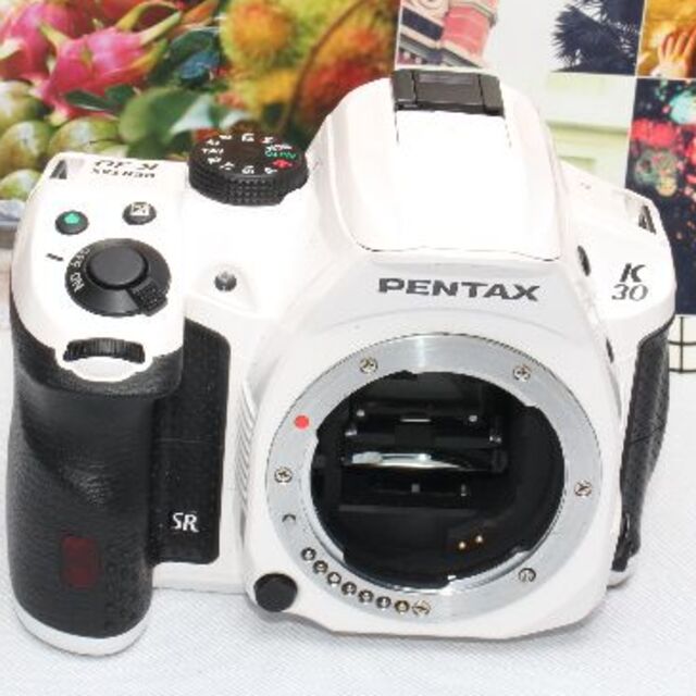 PENTAX(ペンタックス)の❤️手振れ補正内蔵で超高性能❤️PENTAX k-30 超望遠ダブルズーム❤️ スマホ/家電/カメラのカメラ(デジタル一眼)の商品写真