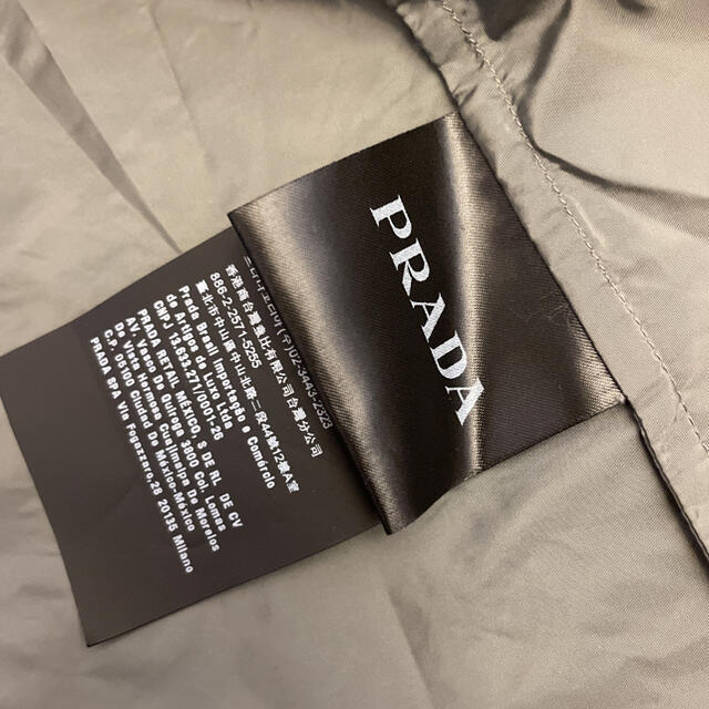 PRADA ジャケットの通販 by R.chan's shop|プラダならラクマ - プラダ 2022通販