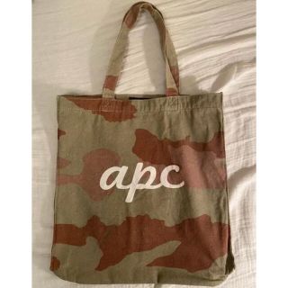 アーペーセー(A.P.C)のA.P.C トートバッグ　カモフラ　迷彩柄(トートバッグ)