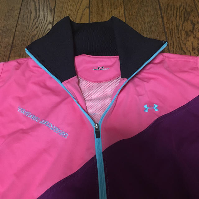 UNDER ARMOUR(アンダーアーマー)の★おまとめ★アンダーアーマー ゴルフウェアアウター レディースのジャケット/アウター(ブルゾン)の商品写真