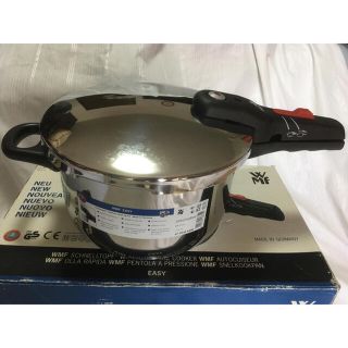 ヴェーエムエフ(WMF)のWMF 4.5L 圧力鍋  開封済み未使用保管品(鍋/フライパン)