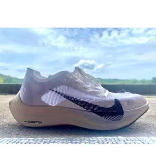 NIKE ヴェイパーフライNEXT%2 27.5