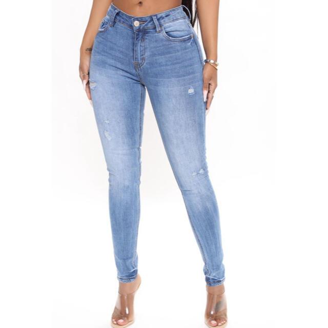 ZARA(ザラ)の新品未使用 FASHION NOVA Stretch Skinny Jeans  レディースのパンツ(デニム/ジーンズ)の商品写真