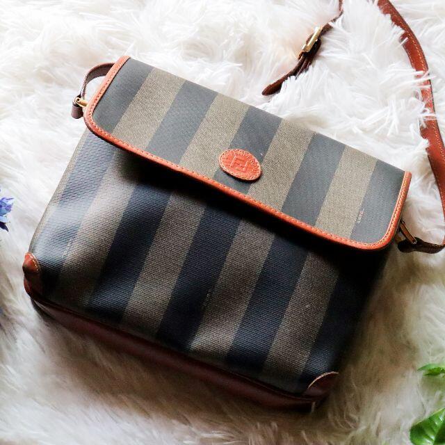 FENDI フェンディ ペカン柄 ショルダーバッグ 正規品 ヴィンテージ FENDI フェンディ ペカン柄 ショルダーバッグ 正規品 ヴィンテージ