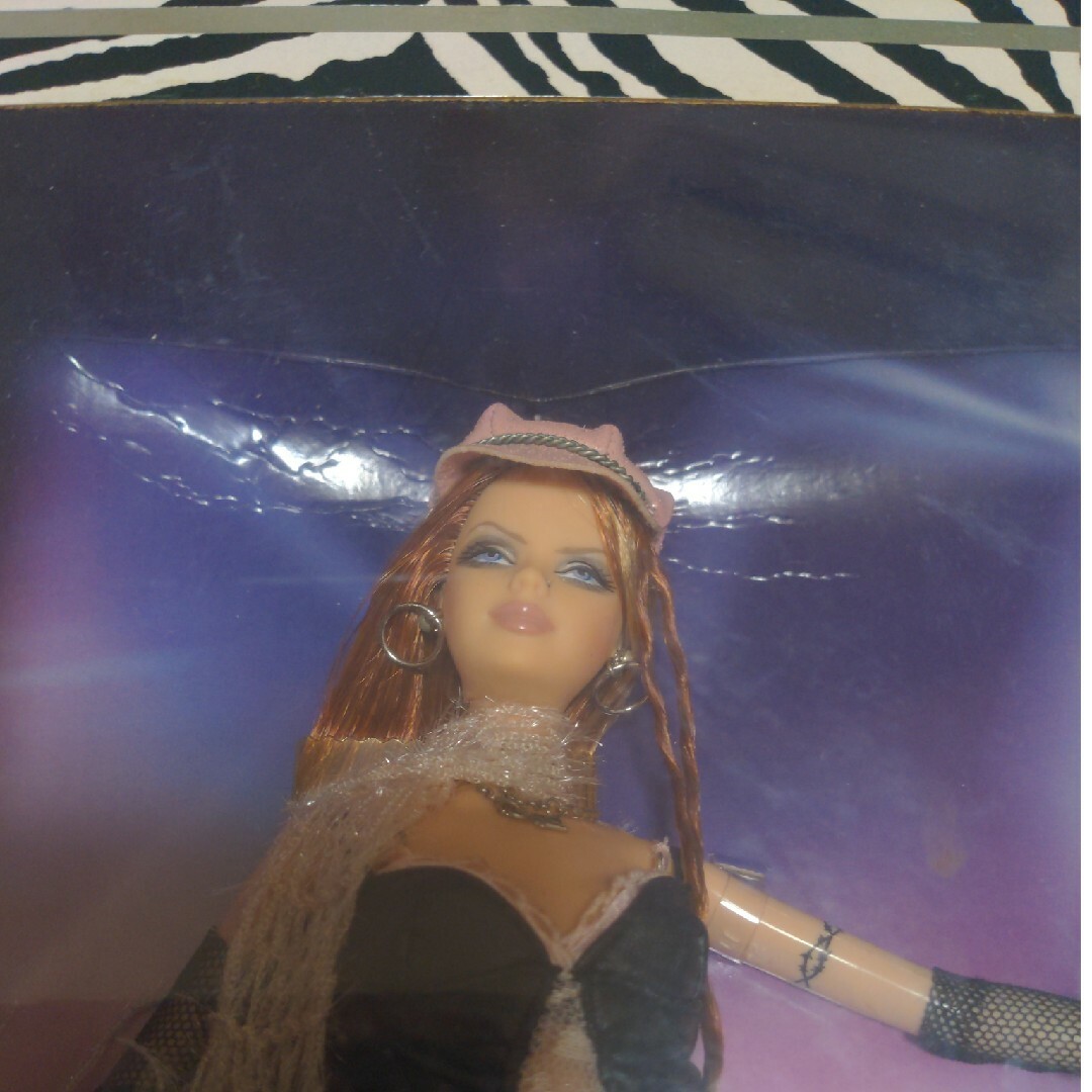 Barbie(バービー)のハードロック　バービー人形 エンタメ/ホビーのフィギュア(アニメ/ゲーム)の商品写真