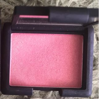 ナーズ(NARS)のNARS ナーズ  ミニブラッシュ チーク 4013N ORGASM オーガズム(チーク)