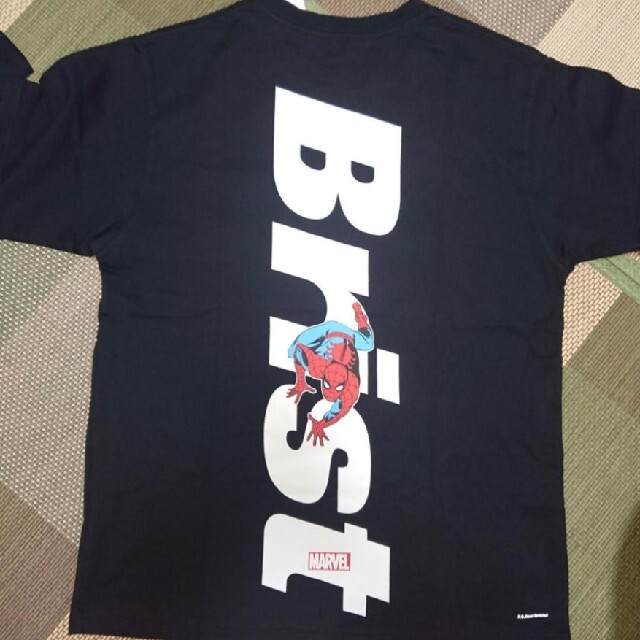 S黒FCRB THE AMAZING SPIDERMAN POCKET TEE