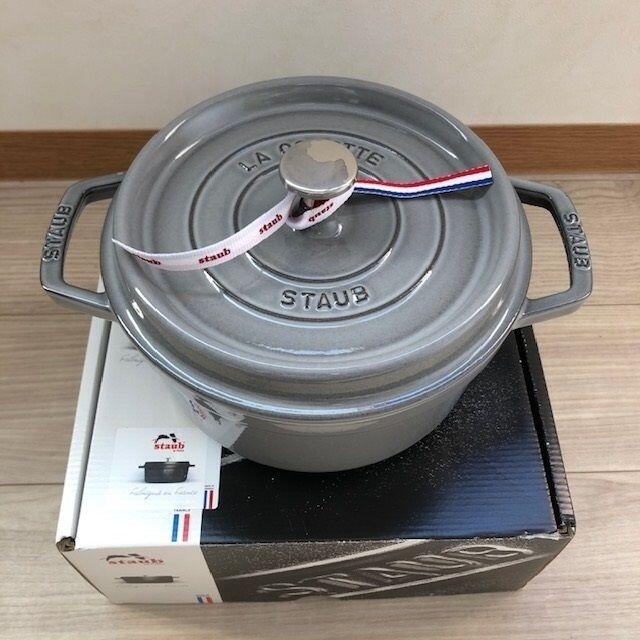 STAUB - 値下済【389】ストウブ ピコ ココット ラウンド 22cm
