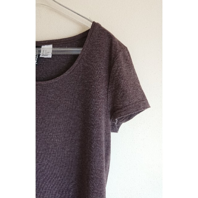 H&M(エイチアンドエム)のEUR36【H&M】シンプル無地フレンチスリーブTシャツ 茶 半袖Tシャツ レディースのトップス(Tシャツ(半袖/袖なし))の商品写真