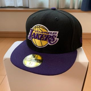 ニューエラー(NEW ERA)のLA Lakers cap レイカーズキャップ　ツバ裏グレー(キャップ)