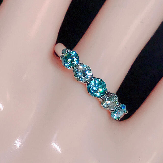 1.00ct エタニティ ブルーダイヤモンドリング PT900 ダイヤ 1ct レディースのアクセサリー(リング(指輪))の商品写真