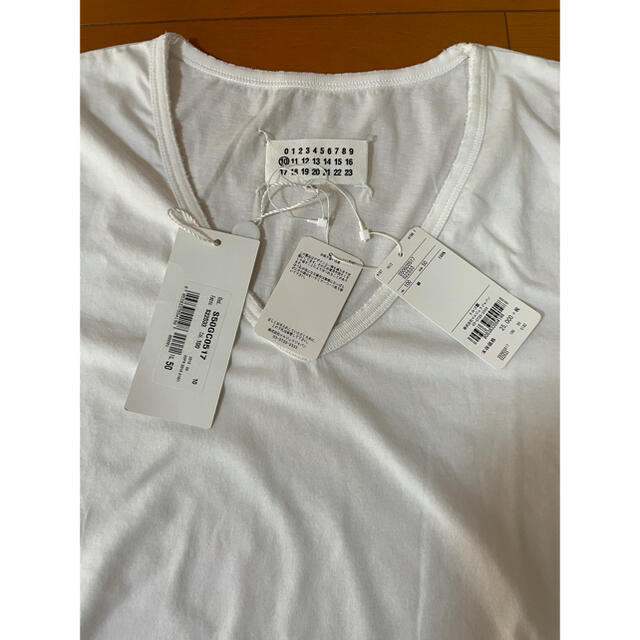 Maison Margiela VネックTシャツ 2