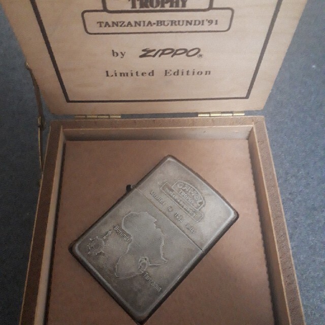 ZIPPO camel adventure in 1000 miles