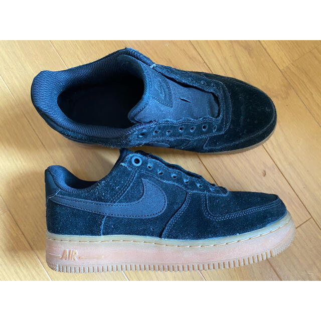 NIKE(ナイキ)のsatoco様専用。nike force 1 スウェード  レディースの靴/シューズ(スニーカー)の商品写真