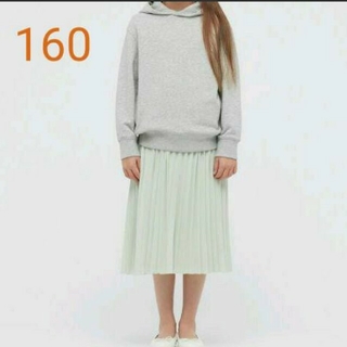 ユニクロ(UNIQLO)のユニクロ GIRLS プリーツスカート 160 ライトグリーン(スカート)