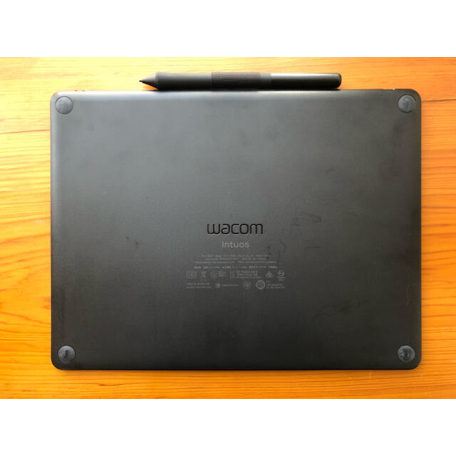 Wacom(ワコム)のワコムペンタブレット Wacom Intuos【CTL-6100WL/K0】 スマホ/家電/カメラのPC/タブレット(PC周辺機器)の商品写真