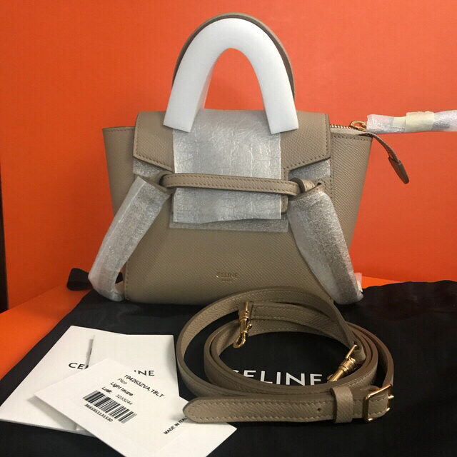 celine(セリーヌ)のCELINEベルトバックピコ2021SS レディースのバッグ(ハンドバッグ)の商品写真