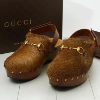 グッチ(Gucci)の【美品】GUCCI グッチ サボ サンダル ビット ファー 7 正規品(サンダル)