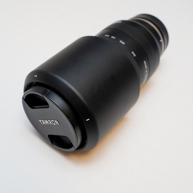 TAMRON(タムロン)のタムロン 70-300mm F/4.5-6.3 Di III RXD A047 スマホ/家電/カメラのカメラ(レンズ(ズーム))の商品写真