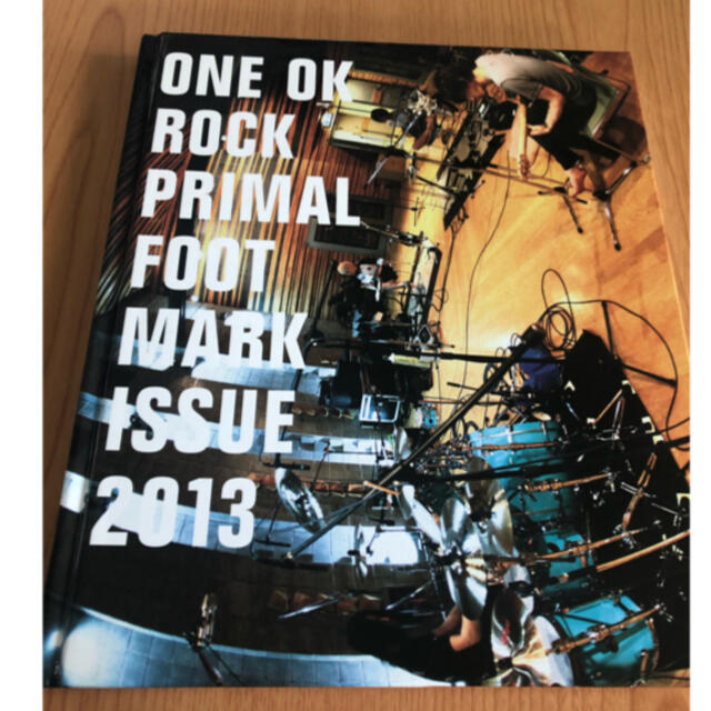 ONE OK ROCK(ワンオクロック)の【ハッチ様専用】PRIMAL FOOTMARK #2  ONE OK ROCK  エンタメ/ホビーのタレントグッズ(ミュージシャン)の商品写真