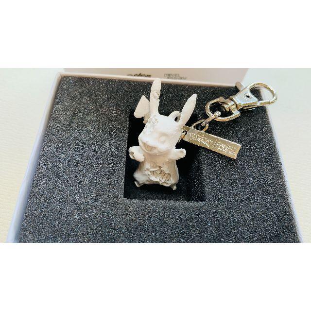 Daniel Arsham x Pokemon 2G Key Charm メンズのファッション小物(キーホルダー)の商品写真