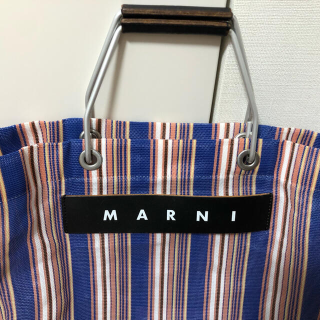 Marni by ユッティー☆'s shop｜マルニならラクマ - 売り切り！
マルニフラワーカフェ☆バッグの通販 国産超激得
