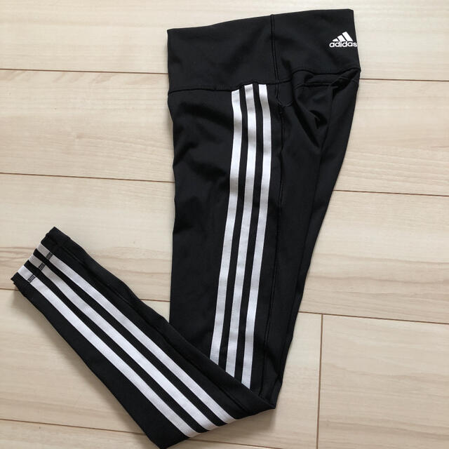 adidas(アディダス)の新品　アディダス レディース　3ストライプス ロングタイツ  レギンス　S レディースのレッグウェア(レギンス/スパッツ)の商品写真