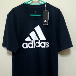 アディダス(adidas)のアディダスTシャツ　adidasTシャツ　新品未使用タグ付き(Tシャツ/カットソー(半袖/袖なし))