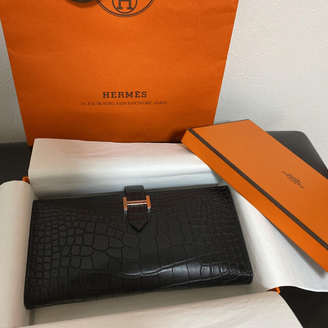 Hermes(エルメス)のエルメス ベアンスフレ アリゲーター マットブラック 超入手困難 稀少品 レディースのファッション小物(財布)の商品写真