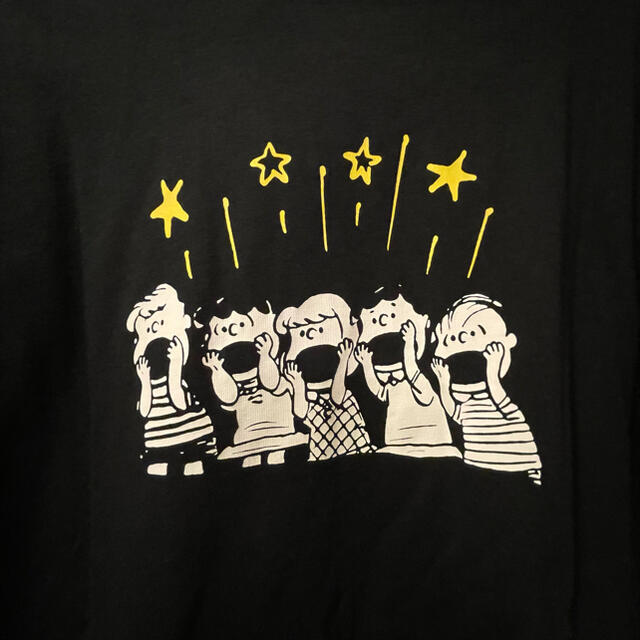 SNOOPY(スヌーピー)のピーナッツビンテージUT グラフィックTシャツ　黒 メンズのトップス(Tシャツ/カットソー(半袖/袖なし))の商品写真
