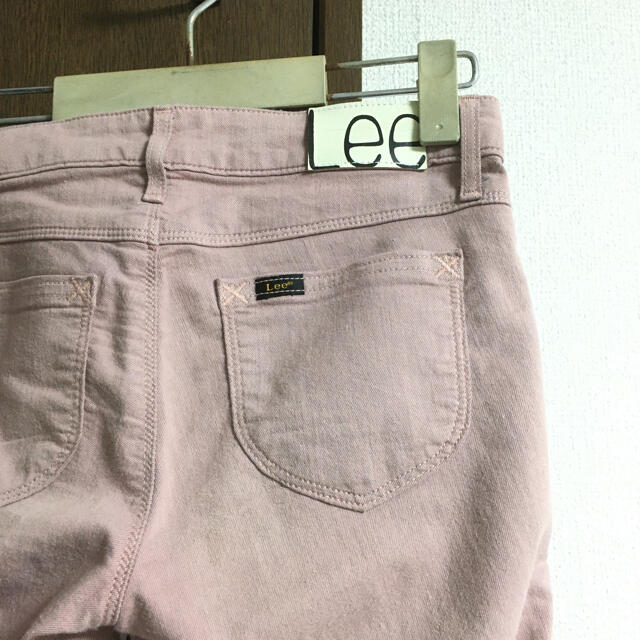 Lee(リー)のLee LEE ストレッチ　パンツ　スキニー　細身　ピンク　くすみピンク　 レディースのパンツ(デニム/ジーンズ)の商品写真