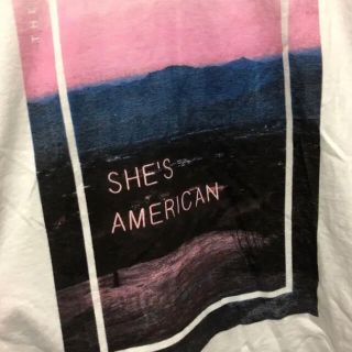 the 1975    Tシャツ　she’s American  Sサイズ