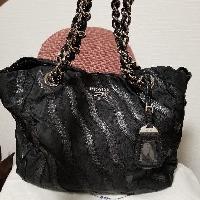 prada tote chain final price cutバッグ